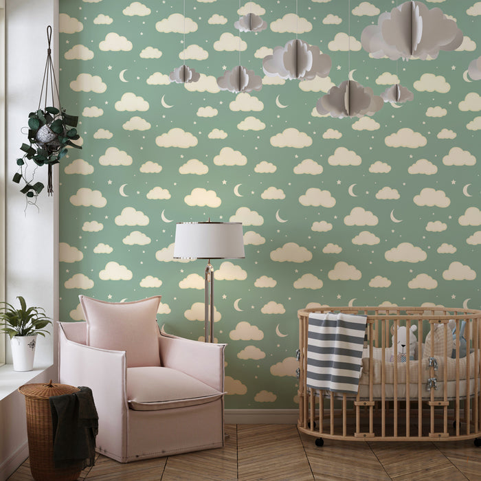 Kinderkamer behang met patronen | Zachte wolken en maansikkels op een groene achtergrond