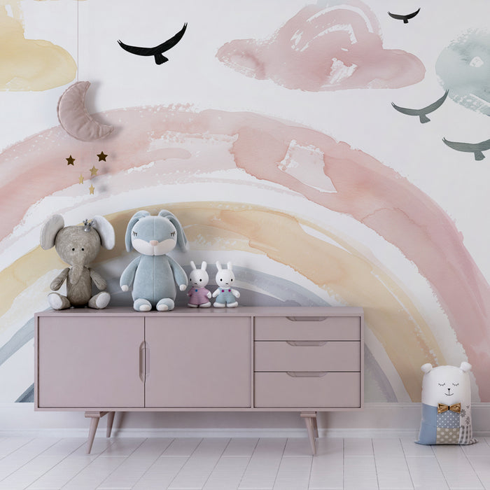 Papel pintado infantil | Arcoiris acuarela y nubes suaves con pájaros