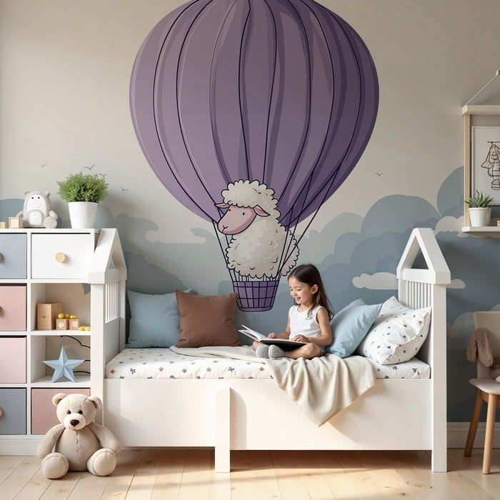 Babykamer behang | Schaap in een luchtballon tussen de wolken
