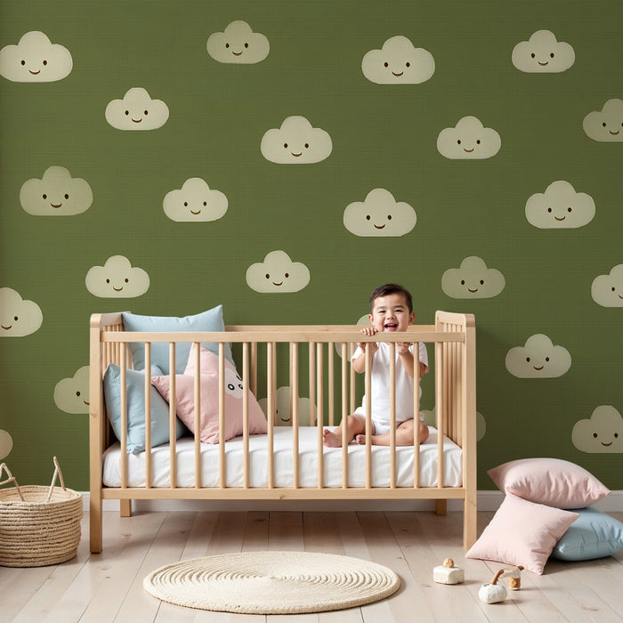 Papier peint chambre bébé | Nuages souriants sur fond vert