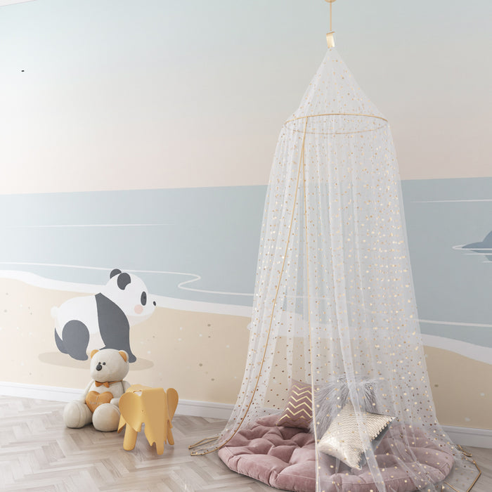 Kinderzimmer Tapete | Neugieriger Panda am Strand