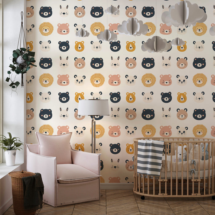 Kinderkamer behang met motieven | Schattige dierenkoppen op een lichte achtergrond