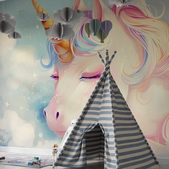 Papier peint chambre enfant | Licorne rêveuse aux couleurs pastel et nuages étoilés