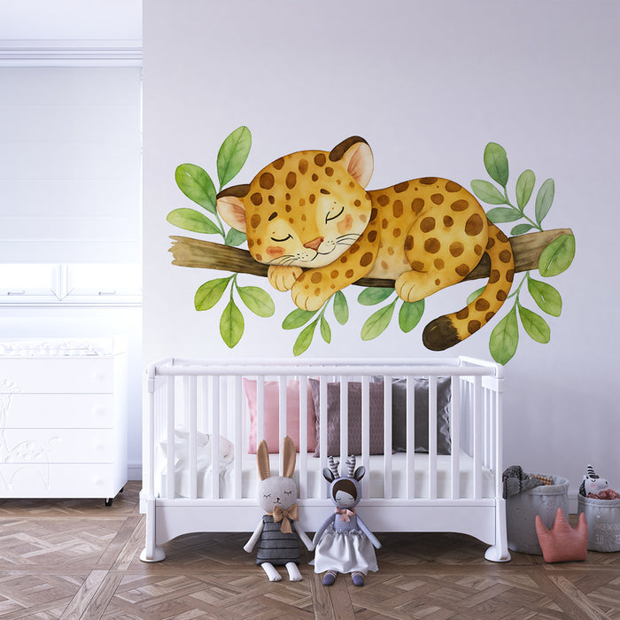 Barntapet | Sovande leopard på gren