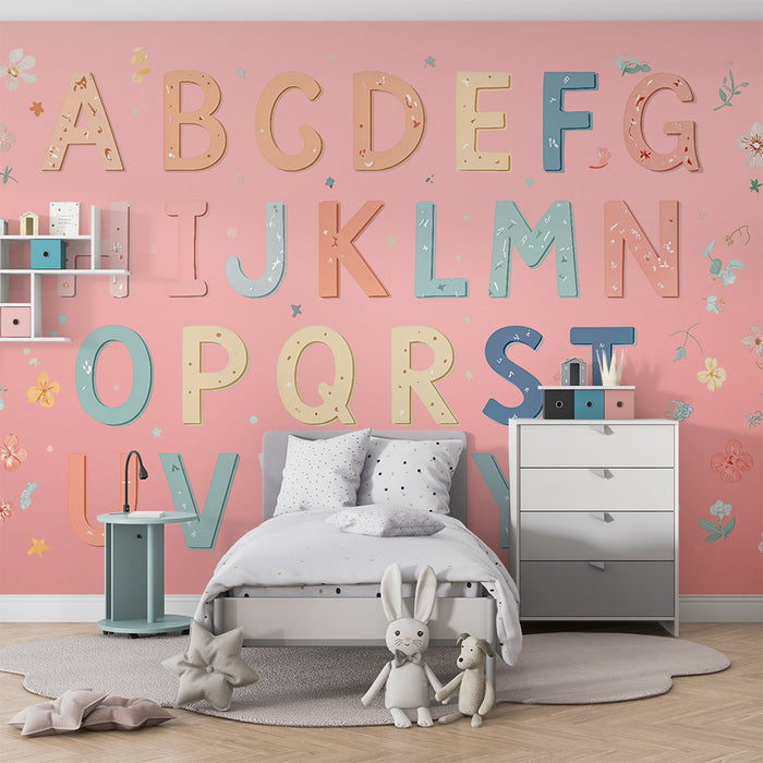 Lastenhuoneen tapetti | Värikäs aakkosto ja herkät kukat