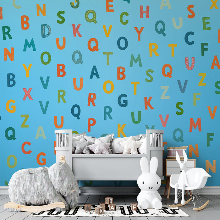 Papel pintado infantil | Alfabeto multicolor sobre fondo azul