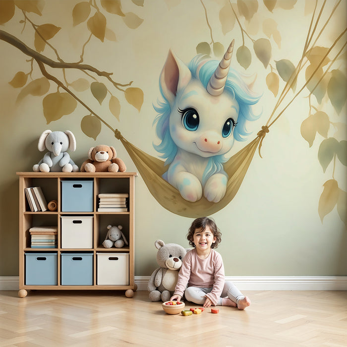 Babykamer behang | Eenhoorn op schommel in het gebladerte