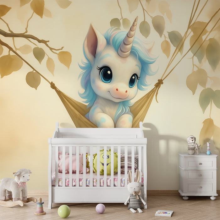 Babykamer behang | Eenhoorn op schommel in het gebladerte