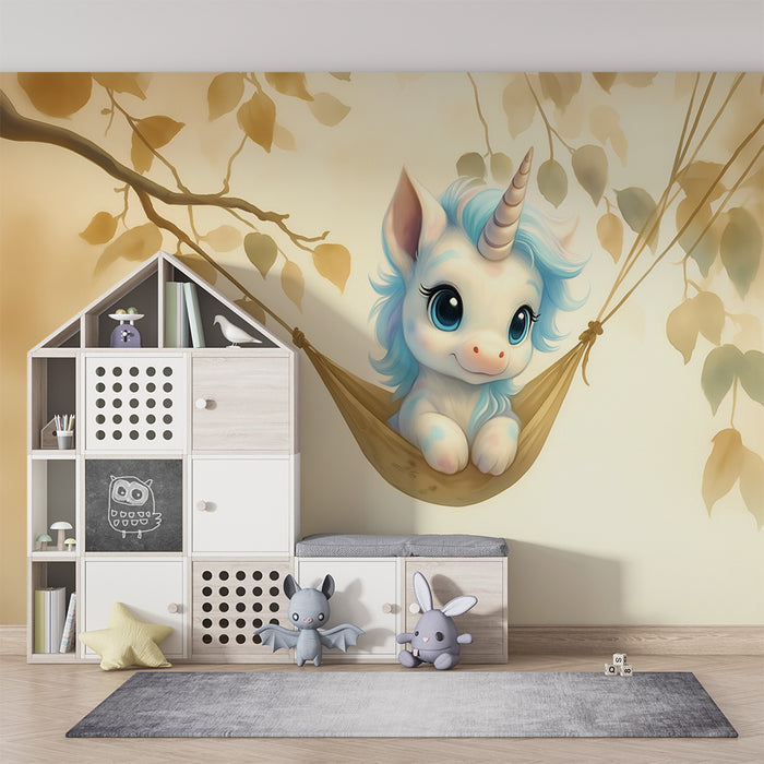 Babykamer behang | Eenhoorn op schommel in het gebladerte