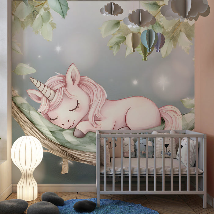 Papier peint chambre bébé | Licorne rêveuse sur hamac