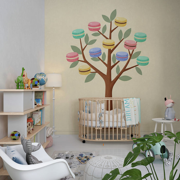 Tapet pentru camera copilului | Pom cu macaroane colorate pentru un decor delicat