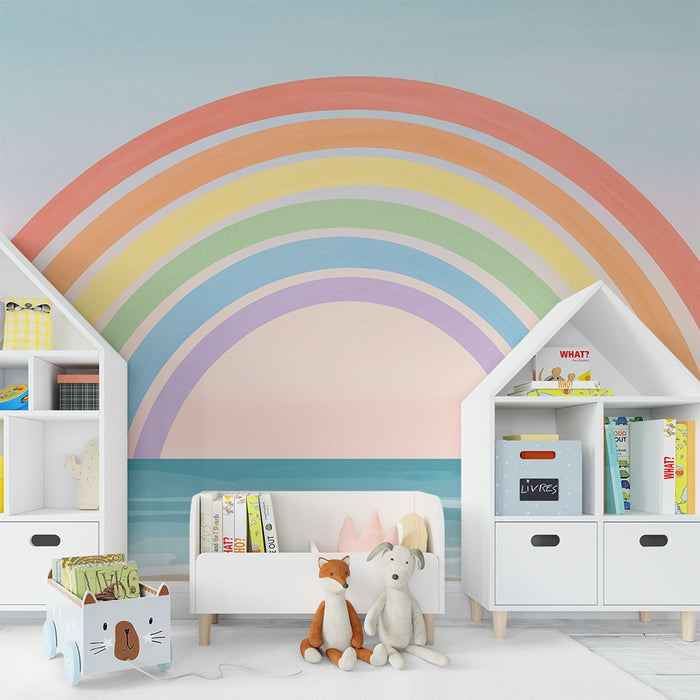 Barntapet | Färgglatt regnbåge mot lugnt havsblått bakgrund