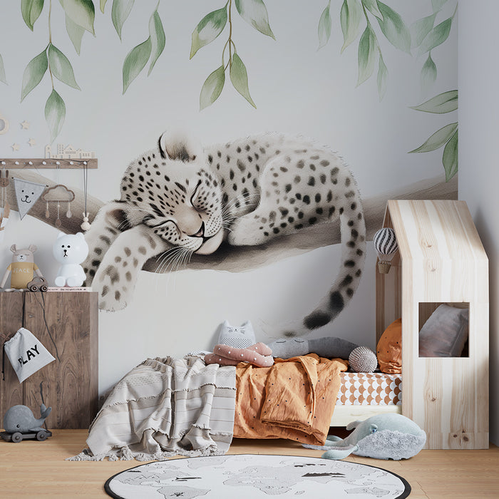 Babykamer behang | Slapende baby luipaard op tak