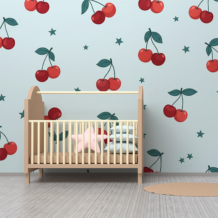 Babyzimmer Tapete | Bunte Kirschen und Sterne auf hellem blauen Hintergrund