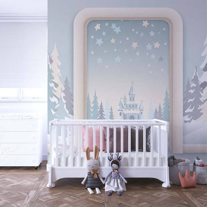Papier peint chambre bébé | Château féerique entouré de sapins enneigés