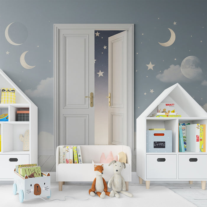 Papel de parede para quarto de bebé | Céu estrelado com luas e nuvens suaves