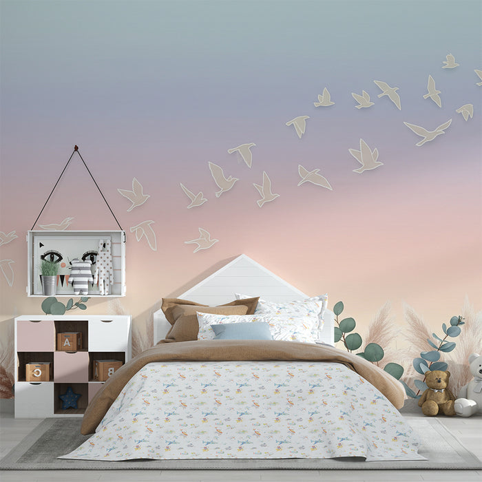 Babykamer behang | Pastelblauwe lucht en vogels vliegen boven zachte vegetatie