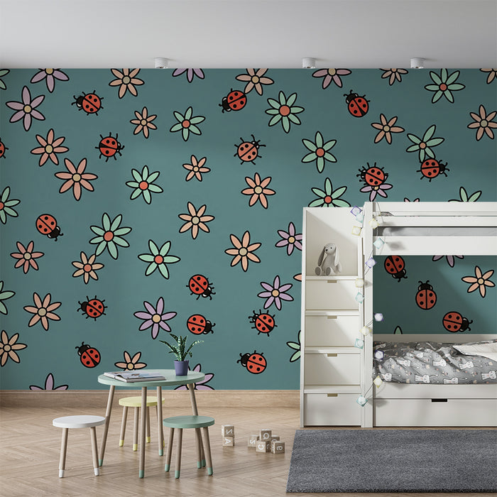 Behang kinderkamer | Lieveheersbeestjes en kleurrijke bloemen op blauwe achtergrond