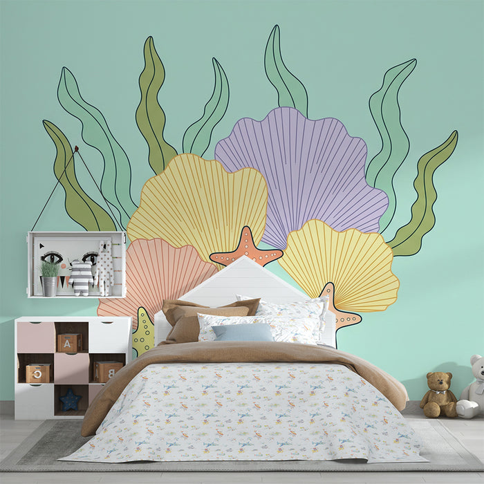 Papel de parede para quarto de bebé | Conchas coloridas e estrelas-do-mar sobre fundo aquático