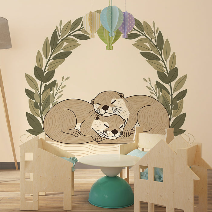 Papier peint chambre bébé | Deux loutres câlines entourées de feuillage