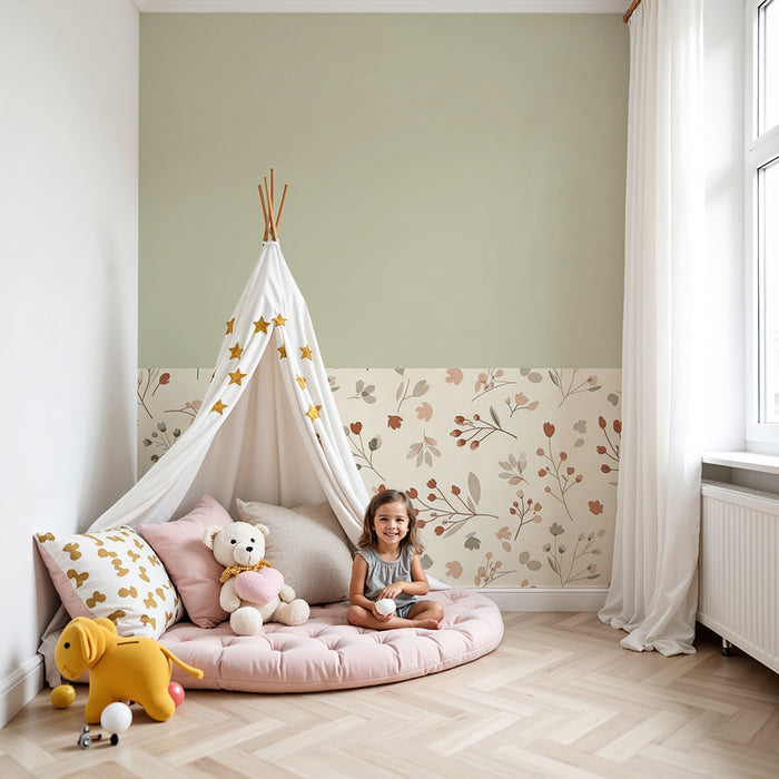 Papier peint chambre bébé | Douces fleurs pastel sur fond crème et vert tendre