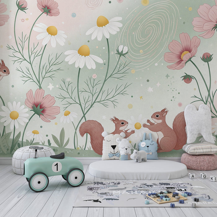 Barntapet | Spelande ekorrar mitt bland ömtåliga blommor