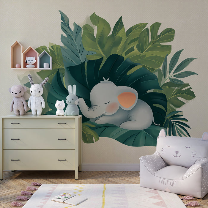 Papier peint chambre bébé | Éléphant endormi au milieu des feuilles tropicales