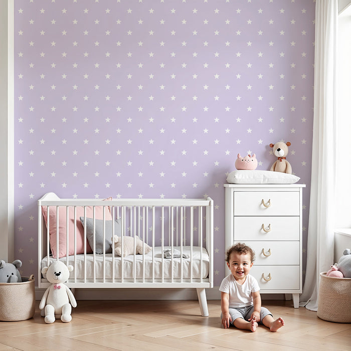 Papier peint chambre bébé | Étoiles blanches sur fond lilas doux