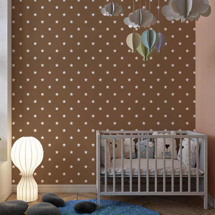 Χαρτί τοιχογραφίας βρεφικού δωματίου | Λευκά αστέρια σε απαλό καφέ φόντο