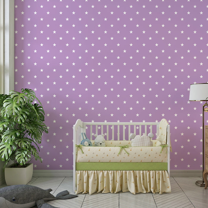 Papel de parede para quarto de bebé | Estrelas brancas sobre fundo lilás suave