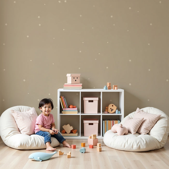 Papel de parede quarto bebê | Estrelas delicadas em fundo bege