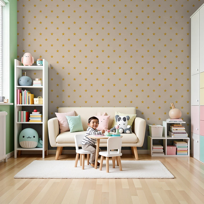 Papel de parede para quarto de bebé | Estrelas douradas sobre fundo bege suave