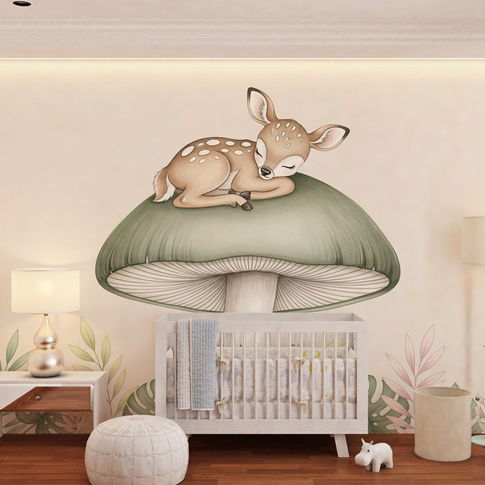 Papier peint chambre bébé | Faon endormi sur un champignon