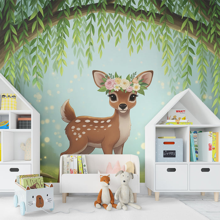 Papier peint chambre bébé | Faon mignon avec couronne de fleurs sous un arbre majestueux