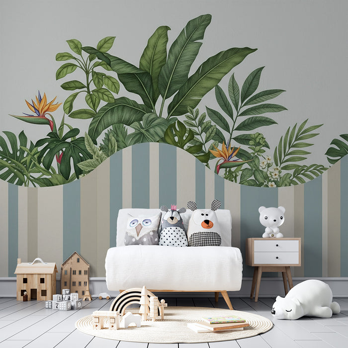 Papel de parede para quarto de bebé | Foliagem tropical e riscas suaves