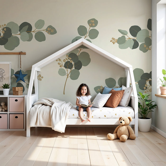 Papier peint chambre bébé | Feuilles d’eucalyptus délicates sur fond clair
