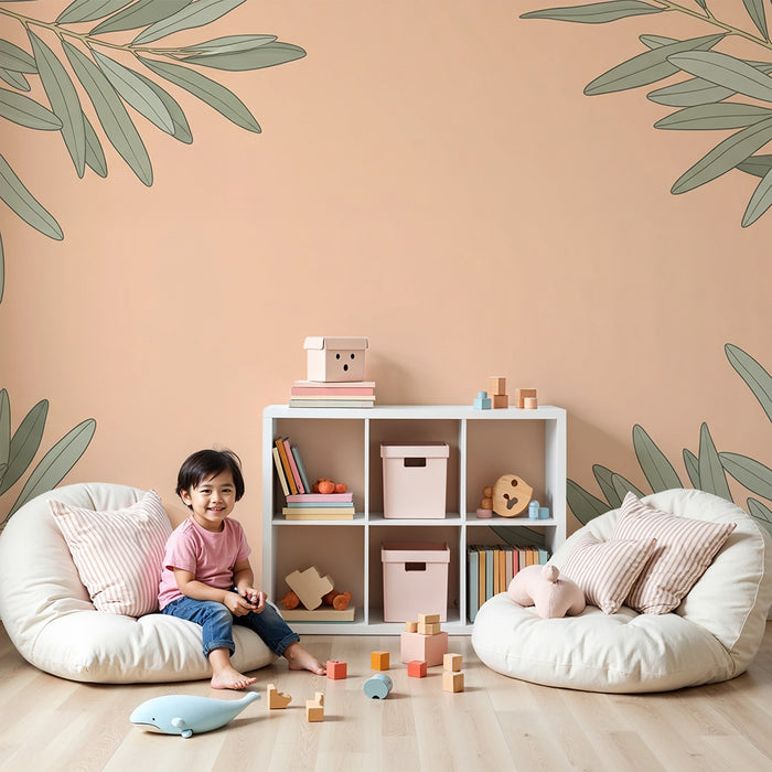 Papel de parede para quarto de bebé | Folhas delicadas sobre fundo pêssego pastel