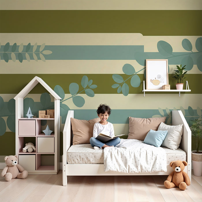 Papier peint chambre bébé | Feuilles délicates sur fond rayé aux tons apaisants