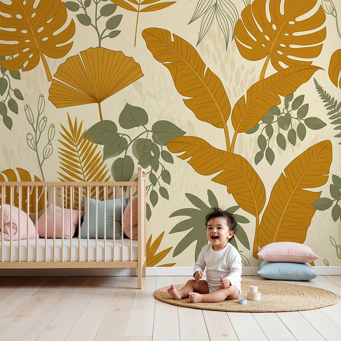 Papier peint chambre bébé | Feuilles tropicales en tons dorés et verts sur fond clair