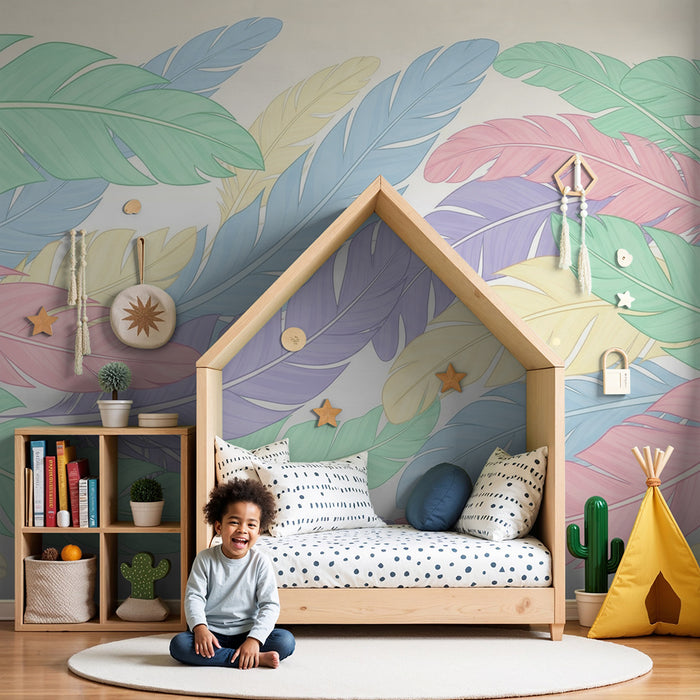 Babyzimmer Tapete | Pastellfarbene tropische Blätter auf sanftem Hintergrund