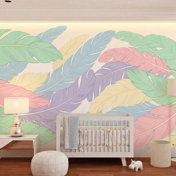 Babyzimmer Tapete | Pastellfarbene tropische Blätter auf sanftem Hintergrund