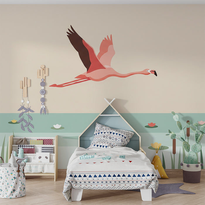 Babyzimmer Tapete | Flamingo im Flug über einem ruhigen Teich