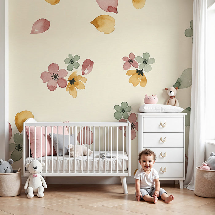 Barntapet | Delikata akvarellblommor på krämig bakgrund