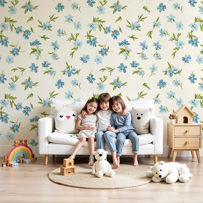 Børneværelse tapet | Delikate blå blomster på en cremefarvet baggrund