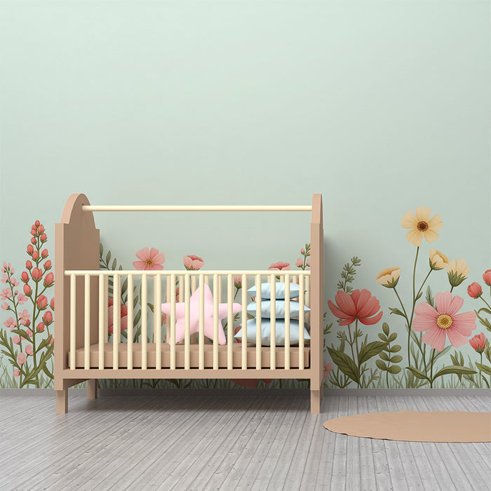 Papel de parede para quarto de bebé | Flores coloridas sobre fundo pastel para um ambiente suave
