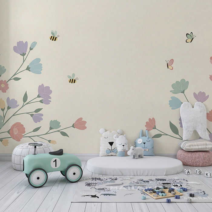 Papier de parede pre detskú izbu | Jemné kvety a včielky v upokojujúcom pastelovom dizajne