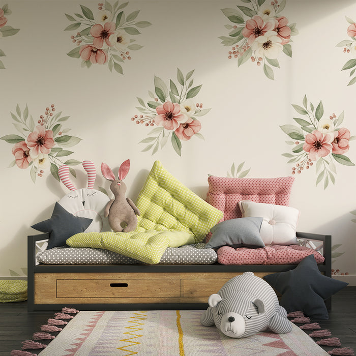 Babykamer behang | Delicate bloemen en zacht gebladerte op lichte achtergrond