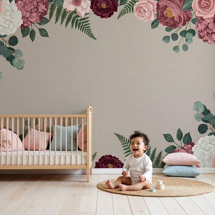 Barntapet | Delikata blommor och elegant lövverk på neutral bakgrund