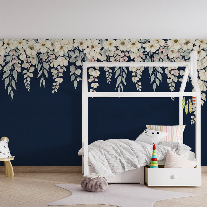 Børneværelse tapet | Delikate blomster og blade på en natteblå baggrund