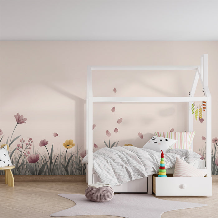 Papier peint chambre bébé | Fleurs délicates et pétales flottants sur fond doux